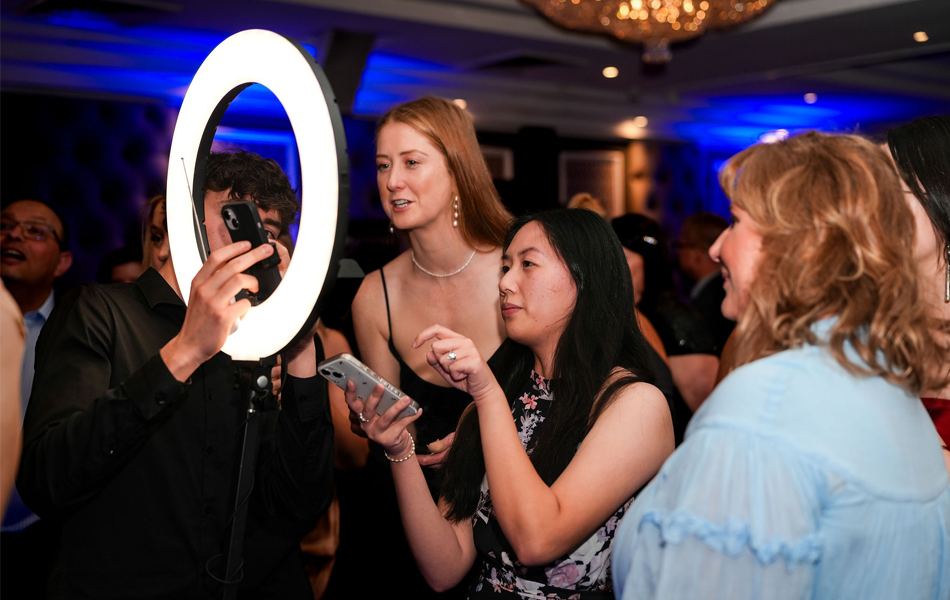 What Is a 360 Photo Booth and How Does It Work?