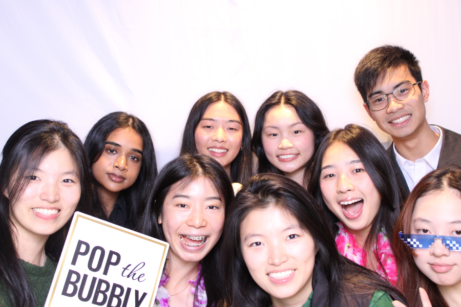 Why Does a School Formal Need a Photo Booth Attendant?